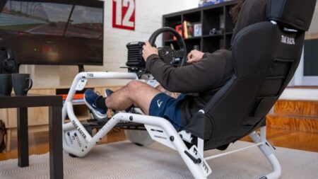 Corsair, Simracing Pazarında Hakimiyetini Trak Racer ile Güçlendiriyor