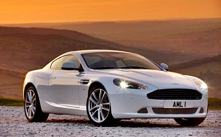 Aston Martin, DB9 için tamamen yeni altyapı geliştiriyor