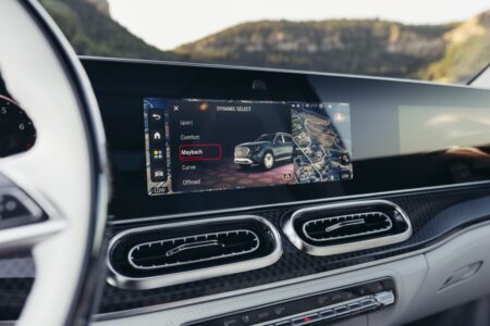 Mercedes'ten İtiraf: Fiziksel Düğmeleri Kaldırmak Hata mıydı?