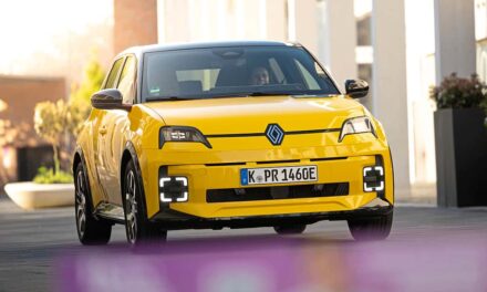 Renault R5 E-Tech Fiyatlarında Büyük İndirim: İşte Yeni Başlangıç Fiyatı