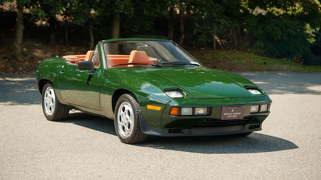 Porsche’nin Asla Üretmediği Efsane: Üstü Açık Porsche 928