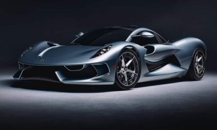 Hennessey Blackbird: Efsanevi Jetten İlham Alan Analojik Bir Başyapıt