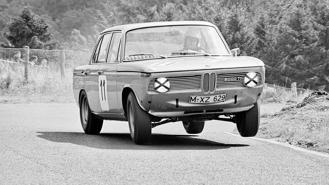Nürburgring Tarihinde Bir İlk: 10 Dakikanın Altına İnen İlk Binek Otomobil