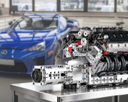 Lexus LFA'nın Efsanevi V10 Motoru 1.800 Parçalık Setle Geri Dönüyor