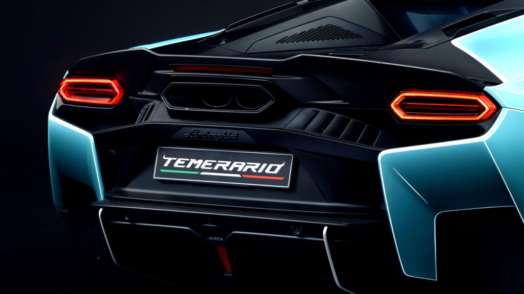 Lamborghini’de Satışlar Düştü, Gelirler Arttı: İşte Detaylar