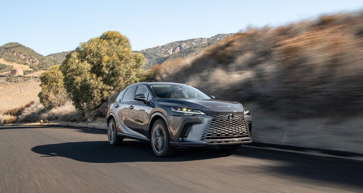 Toyota ve Lexus modellerinde 12V batarya krizi: Kapılar kilitli kalabilir