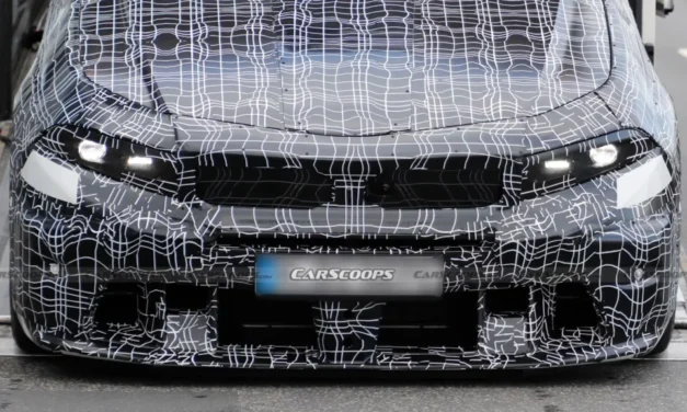 BMW M5 Touring Makyajlanıyor: Daha İnce Izgaralarla Geliyor