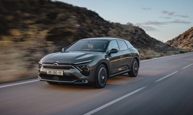 Ve işte karşınızda: Citroen C5 X