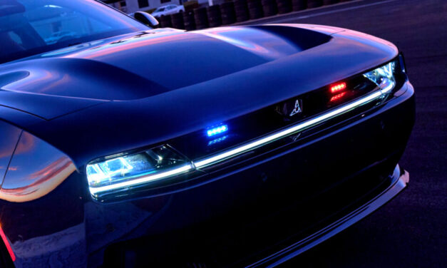 Dodge, Polis Teşkilatları İçin Charger Sedan Modelini Geri Getiriyor