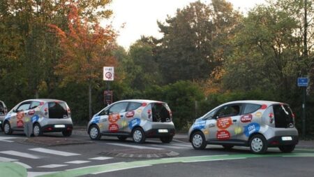Paris'te Paylaşımlı Otomobil Dönemi Yeniden Başlıyor: 2027 Hedefi