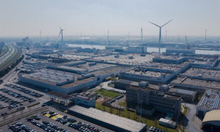 Geely Avrupa Üretim Stratejisini Değiştiriyor: Kendi Fabrikası Yerine Mevcut Tesisleri Kullanacak