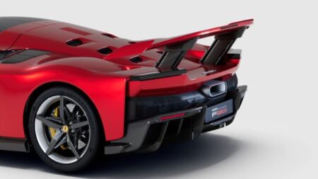 Ferrari'den Devrim Niteliğinde Patent: Işıklar Kanat Oluyor