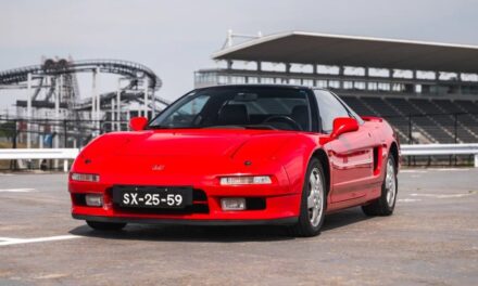 Ayrton Senna’nın efsanevi Honda NSX’i yeniden açık artırmada