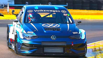 VW Mega Golf: Audi Motorlu 1.000 Beygirlik Pist Canavarı