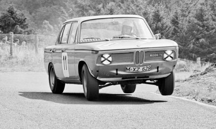 Nürburgring Tarihinde Bir İlk: 10 Dakikanın Altına İnen İlk Binek Otomobil