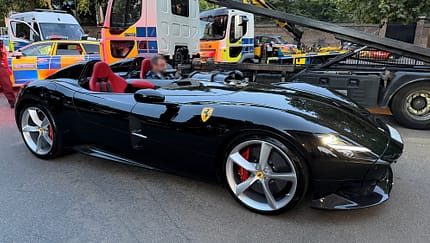 Londra’da Büyük Operasyon: Ferrari Monza SP2 Daha Bir Günlükken Trafikten Men Edildi