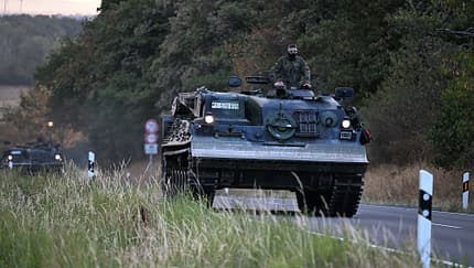 Hürtgenwald'daki orman yangınında Bundeswehr'in Bergepanzer 2 tankları devrede