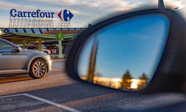 Elektrikli Otomobil Sahiplerini Üzecek Karar: Bazı Otoparklara Giriş Yasaklandı
