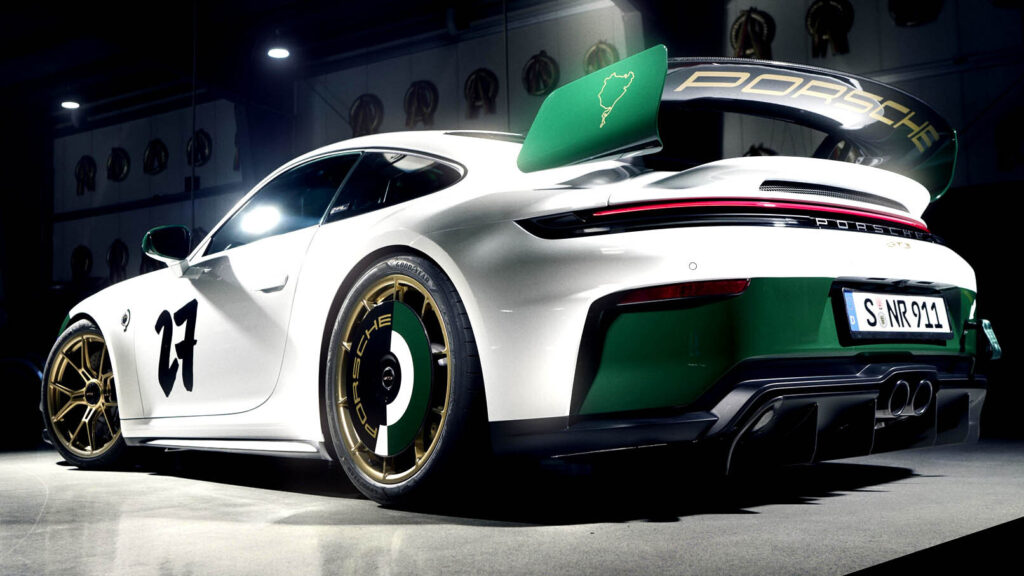 Porsche 911 GT3 100 Jahre Nürburgring Tanıtıldı: Sadece Almanya’ya Özel
