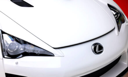 Sadece 116 Kilometredeki Nadir Lexus LFA Nürburgring Package Satışa Çıktı