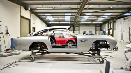 Ed Sheeran'a Aston Martin Restorasyonu Nedeniyle 1200 Euro Ceza