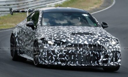 Mercedes-AMG CLE 63 Mythos: V8 Canavarı Pistlere İniyor