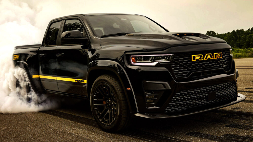 Ram 1500 Rumble Bee İçin 900 Beygiri Aşan Güç Paketi
