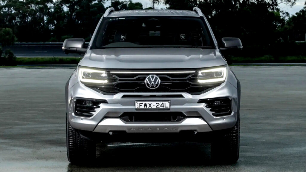 Volkswagen Amarok W600: Ranger Raptor’dan Daha Pahalı Ama Daha mı Güçlü?
