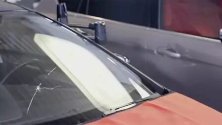 Aşırı Sıcaklar Otomobilinizin Ön Camını Çatlatabilir